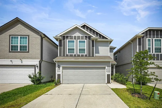 Cheap Camillo Lakes Sec 6 Real Estate