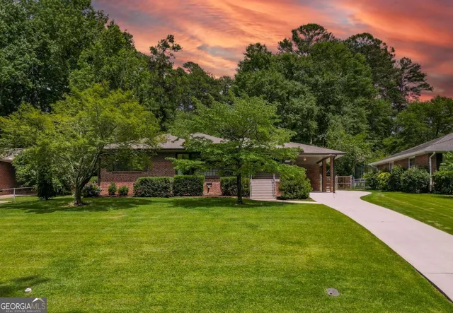 Popular Lavista Acres Real Estate