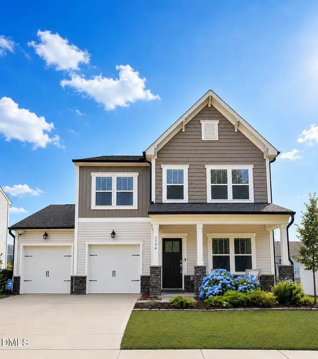 Popular Arlington Meadows Real Estate