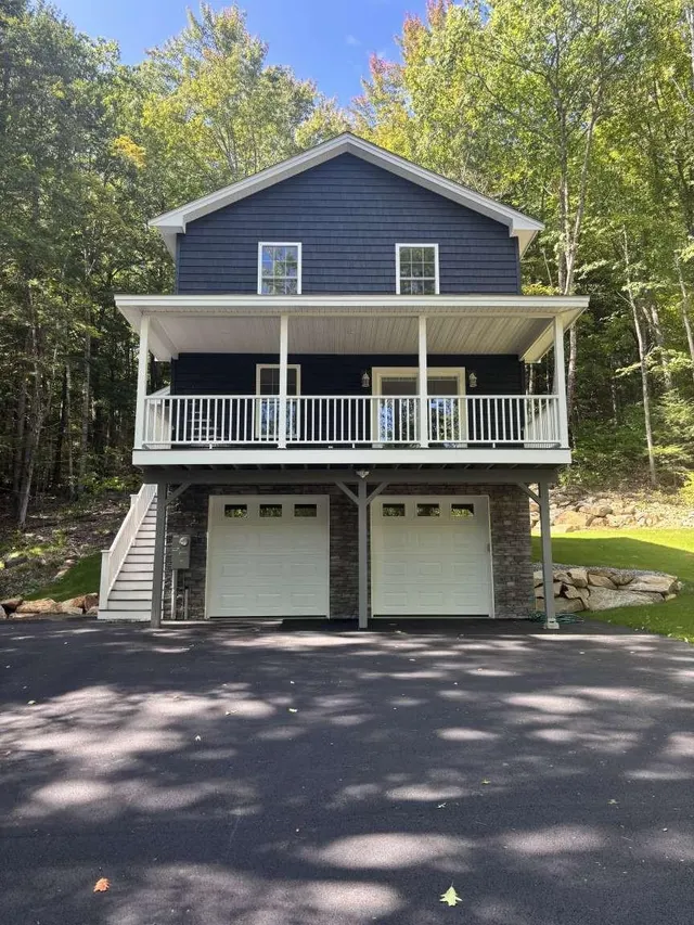 Popular Mountain Lakes District Real Estate