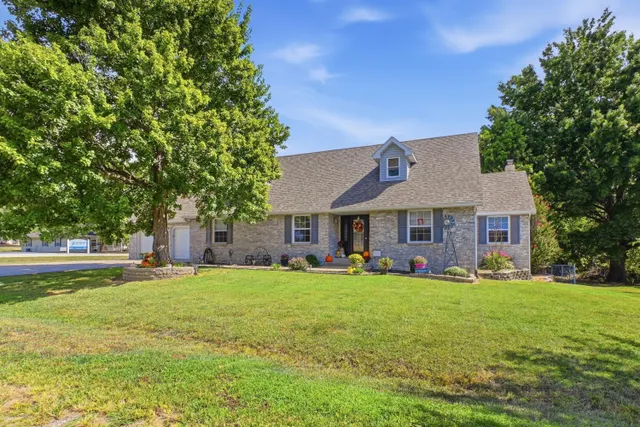 Popular PLEASANT VIEW HEIGHTS Real Estate