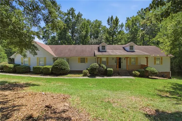 Popular Snapfinger Farms Real Estate