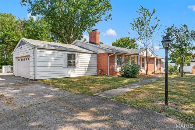 Popular Dorclin Acres 3 Real Estate