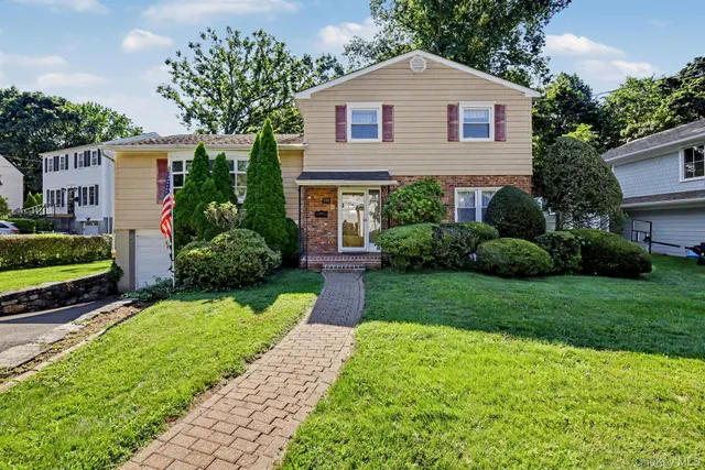 Cheap Larchmont Real Estate