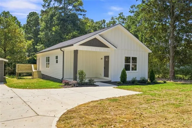 Popular Ebbling Farm Real Estate