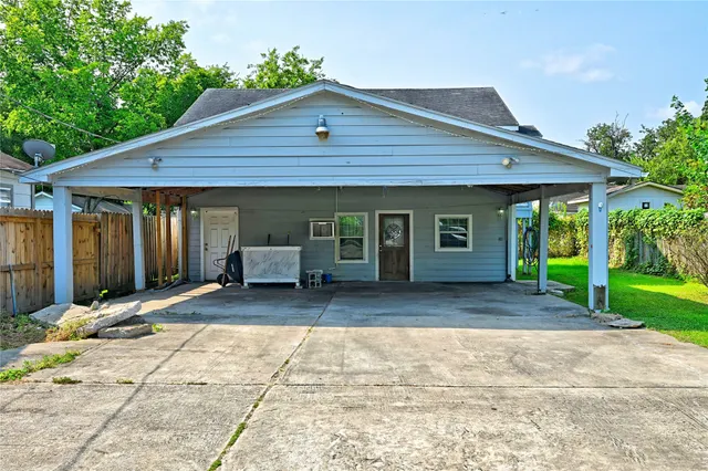 Popular Paine Place Real Estate