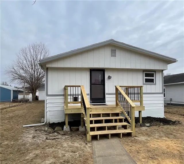 Popular Lawndale Real Estate