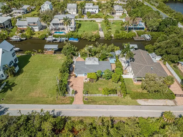 Cheap TERRA CEIA Real Estate