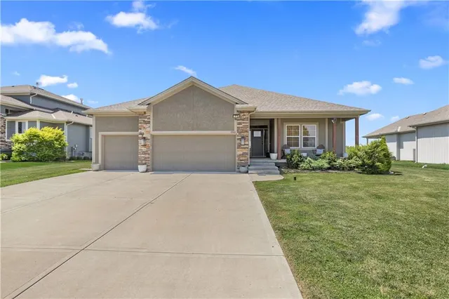 Popular The Communities of Piper Lake Real Estate