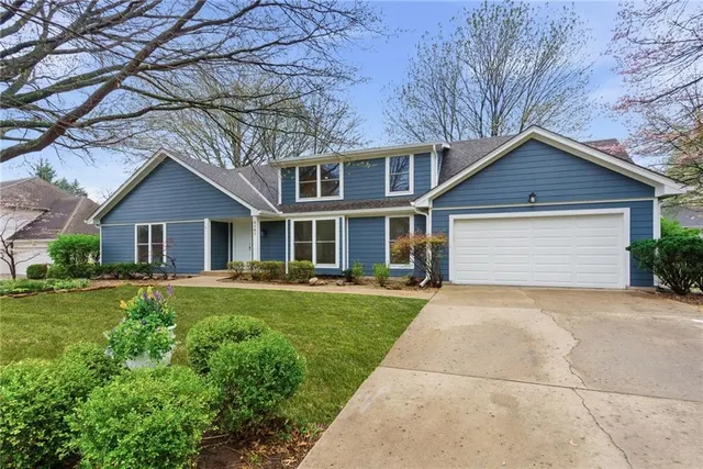 Popular Verona Gardens Real Estate