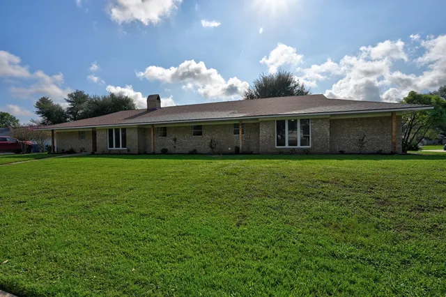 Popular Bell Oaks Real Estate
