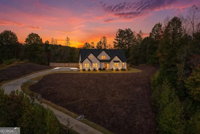 Expensive Govenors Preserve Real Estate