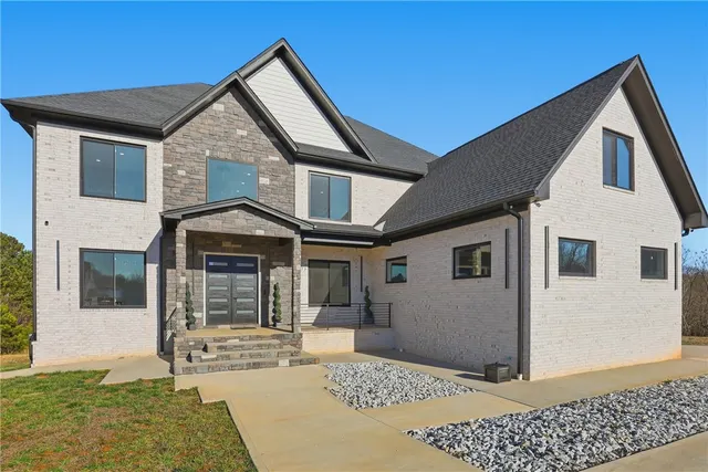 Popular North Shore Real Estate