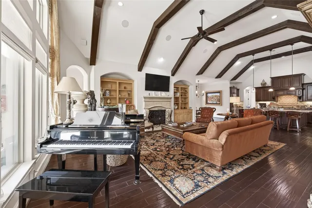 Popular Avalon At Spring Green Real Estate