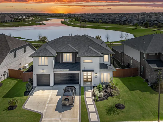 Popular Elyson Sec 39 Real Estate