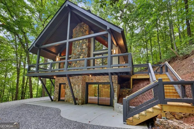 Expensive Spring Cove Real Estate