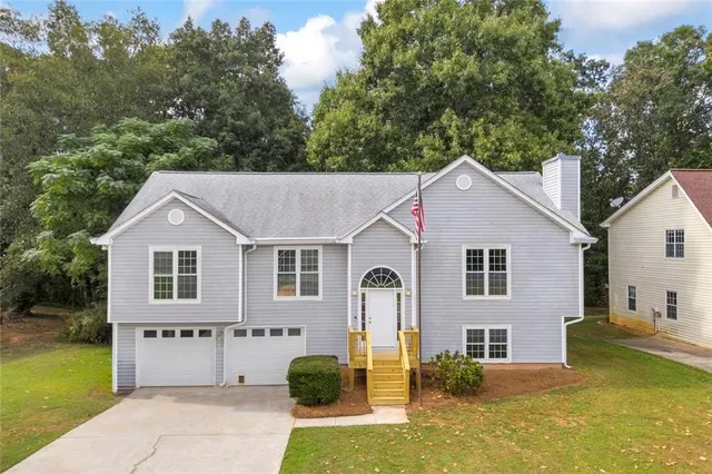 Popular STEPHENS POINTE Real Estate