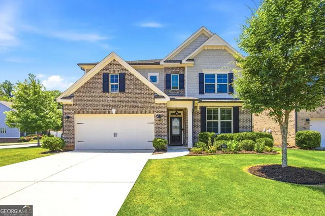 Popular Herrington Trace Real Estate