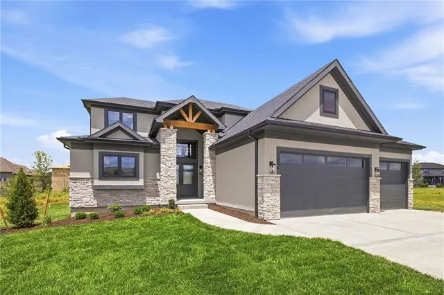 Popular Greenwood Real Estate