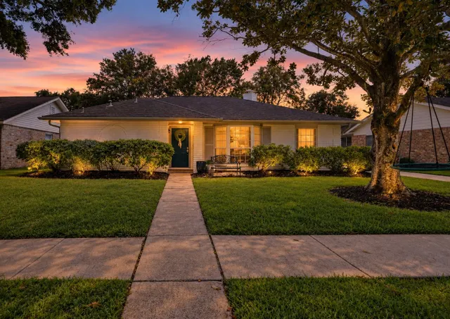 Popular Ashford West Sec 01 Real Estate
