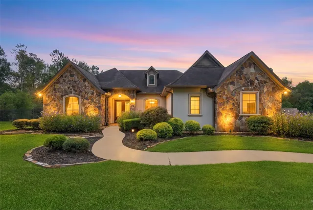 Popular Old Mill Lake 03 Real Estate