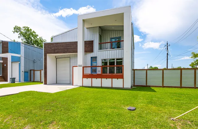Popular Beverly Hills of Santa Fe Real Estate