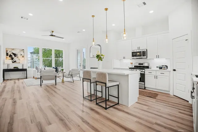 Expensive Milano on Milby Real Estate