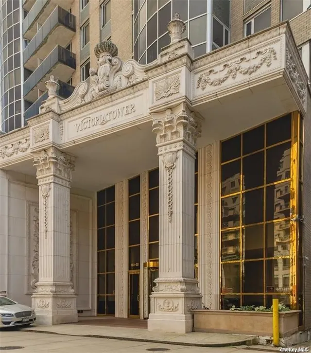 Popular Victoria Towers Real Estate