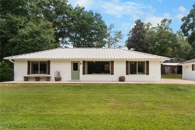 Popular Magnolia Hills Real Estate