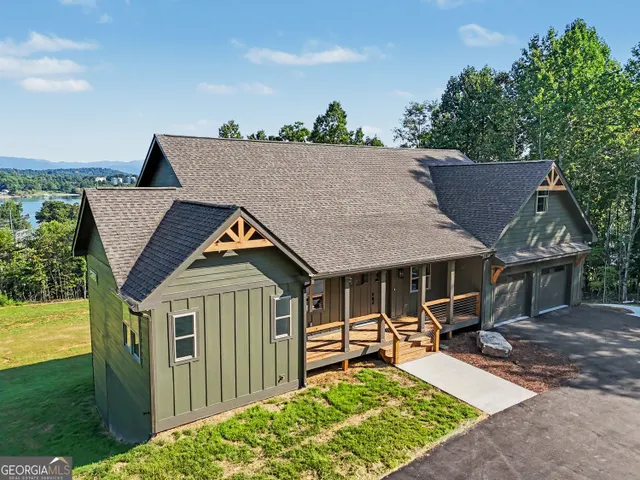 Popular Lake Forest Estates Real Estate