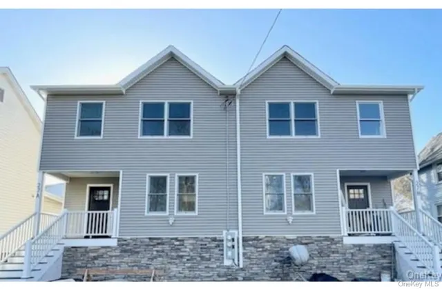 Popular Highland Falls Real Estate