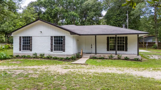 Popular Champion Pines Real Estate