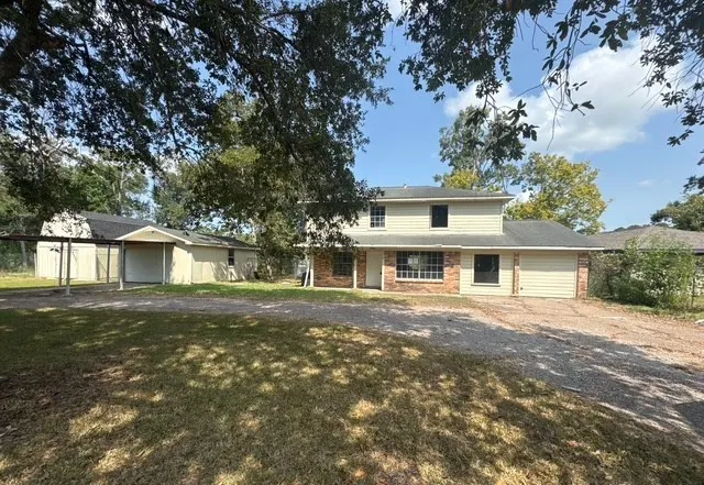 Popular Wooded Harbor Real Estate