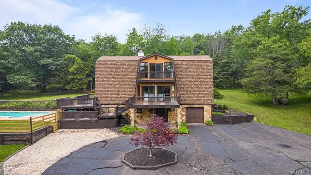 401 Jessup Road, Florida NY 10921