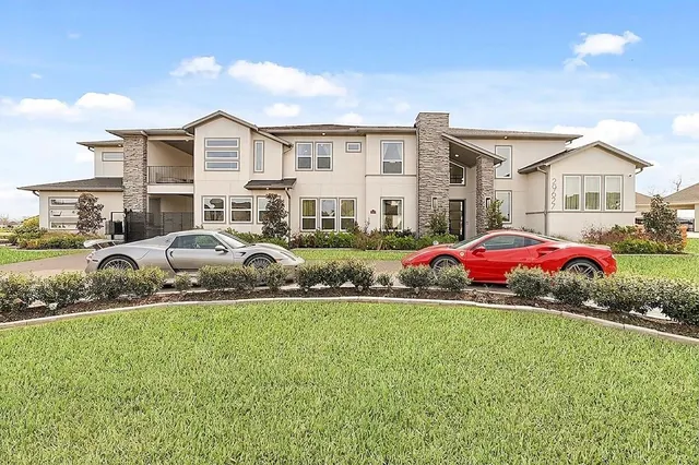 Expensive Fulshear Run Real Estate
