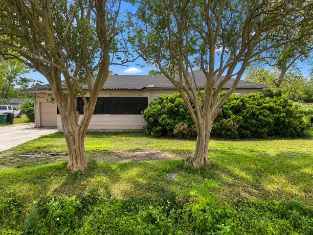Popular Clairmont Place Sec 02 Real Estate