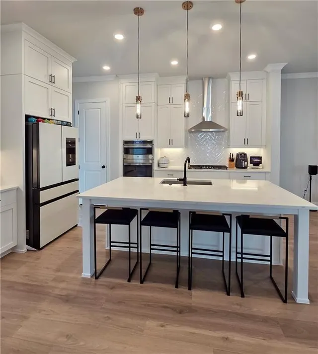 Popular Evanshire Real Estate