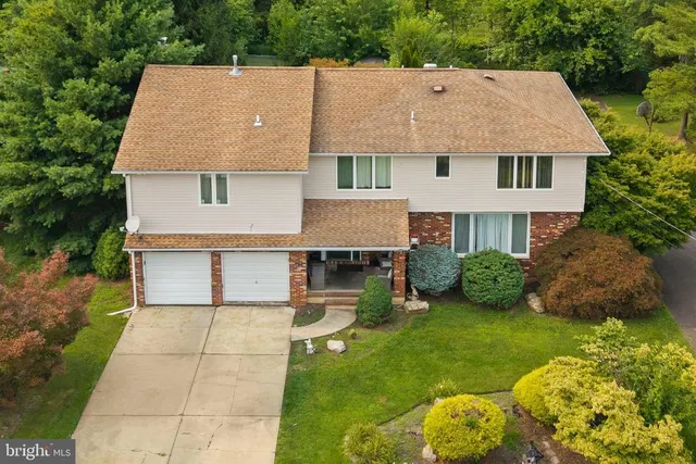 Popular Golden Crest Real Estate