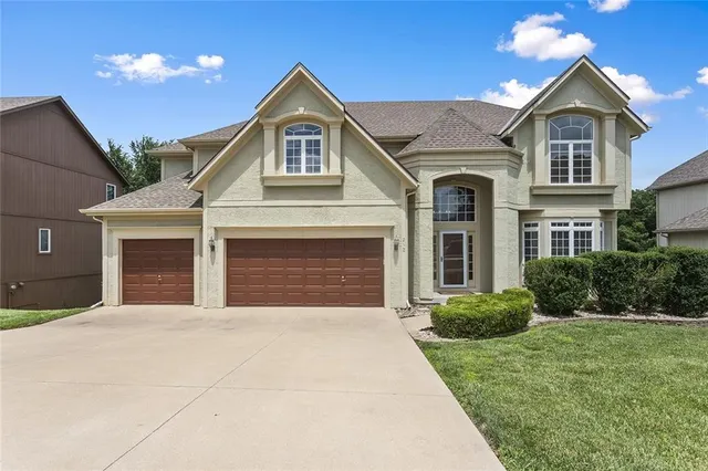 Popular Oaks Ridge Real Estate