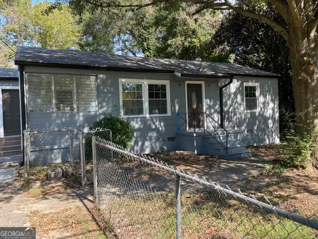 Expensive TOM BOBO Real Estate
