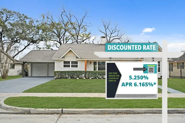 Popular Briarmeadow  Real Estate