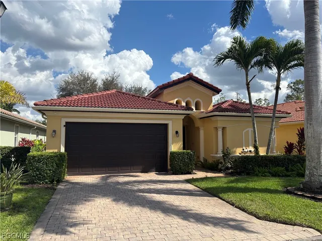 Cheap CASA DEL LAGO Real Estate