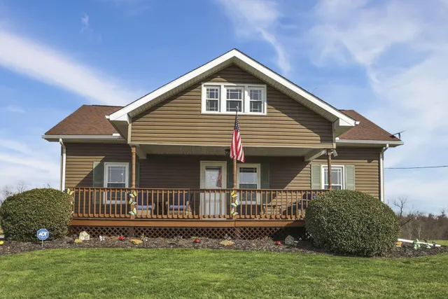 Popular New Straitsville Real Estate