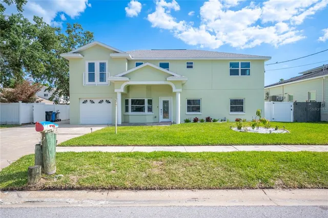 Popular BAY CREST PARK UNIT 11 Real Estate