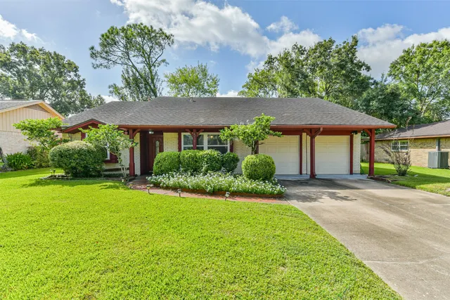 Cheap Wedgewood Village Sec 01 Real Estate