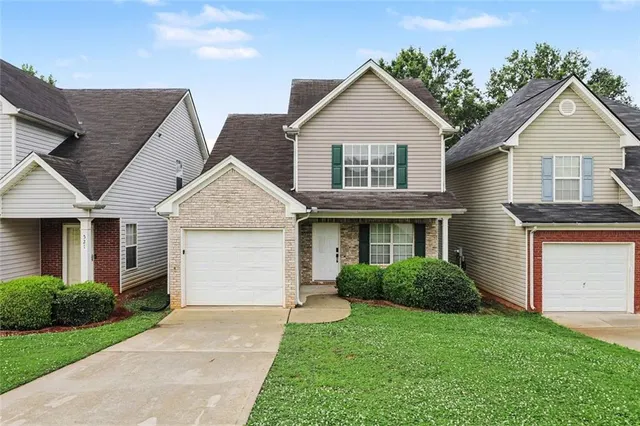 Popular CARLTON POINTE CONDO Real Estate