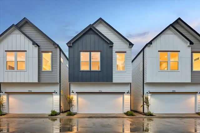 Popular Johanna Place Real Estate