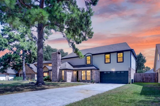Expensive Three Lakes Real Estate