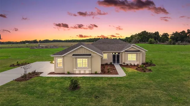 Popular OXFORD LANDINGS Real Estate