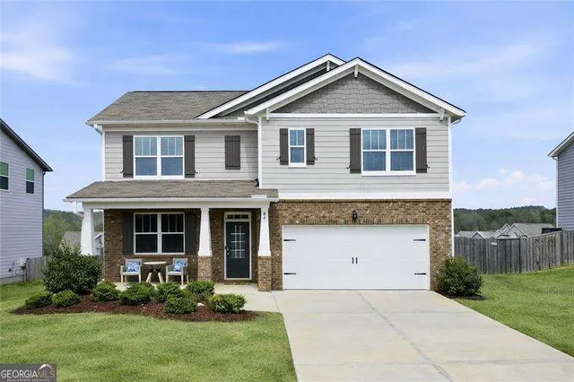 Popular Huntleigh Chase Real Estate